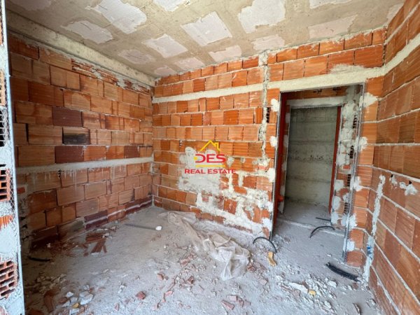 Vlore, shitet apartament 1+1 Kati 3, 69 m² 125.100 € (Rruga Sali Vranishti)