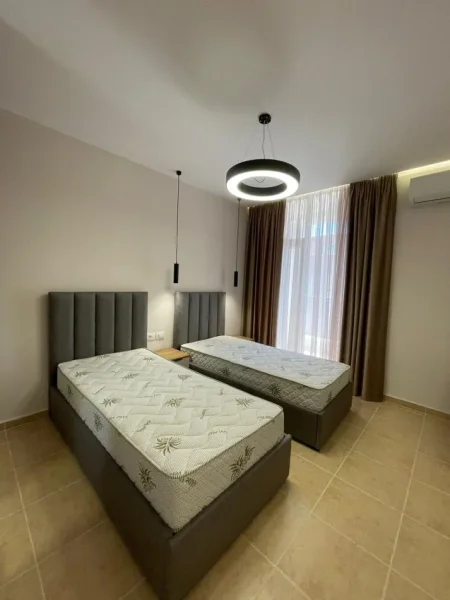 Tirane, jepet me qera 2+1 , 105 m² 850 € (Bulevardi i ri)