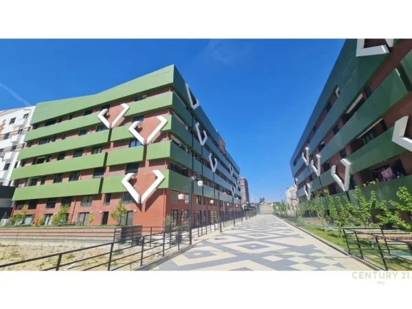 Tirane, shes apartament 1+1+Ballkon Kati 3, 61 m² 97.000 € (Kodra e Diellit 1)