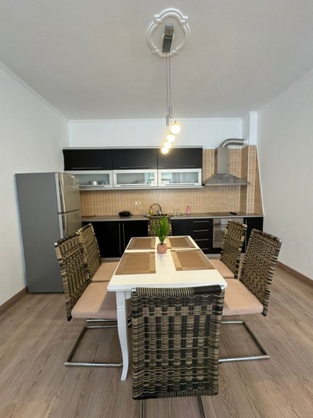 Sarande Ksamil, shes apartament 2+1 Kati 3, 93 m² 100.000 € (Perballe Detit)