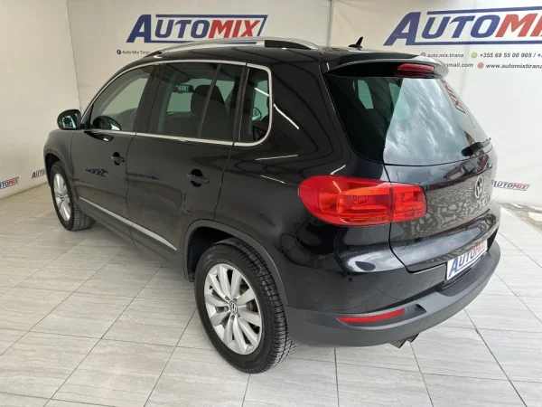 Tirane, shes SUV | Fuoristrad | Xhip VW TIGUAN Nafte, e zeze automatik Klima 213.000 km 11.900 €
