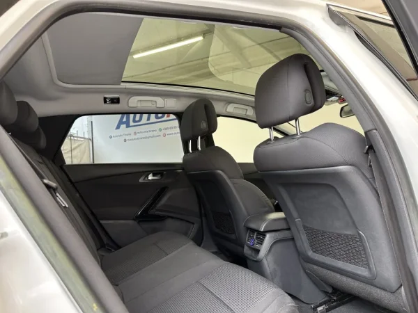 Tirane, shes makine peugeot 508 Nafte, e bardhë automatik Klima 215.000 km 7.900 €