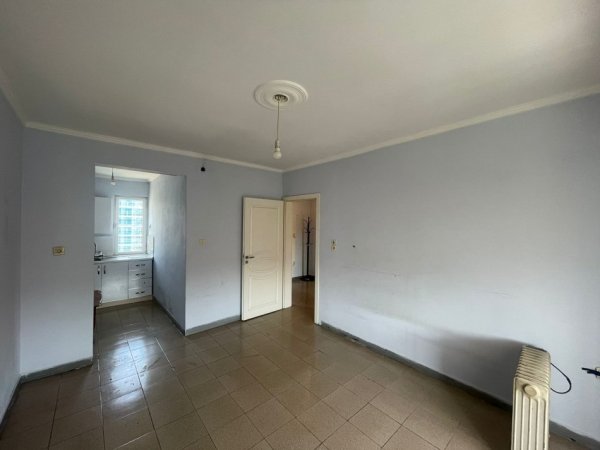 Tirane, shitet apartament 1+1+Aneks+Ballkon , 52 m² 66.000 € (Rruga Ali Demi)