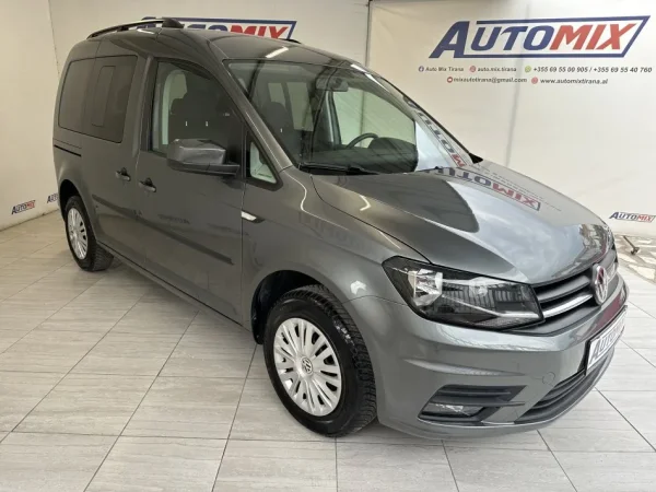 Tirane, shes makine VW CADDY Nafte, gri e erret manuale Klima 147.000 km 13.900 €