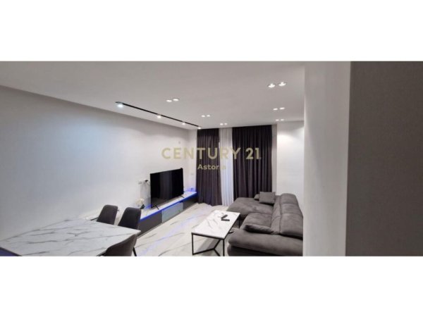 Tirane, jepet me qera apartament 2+1 Kati 4, 98 m² 750 € (Ish Hipoteka)