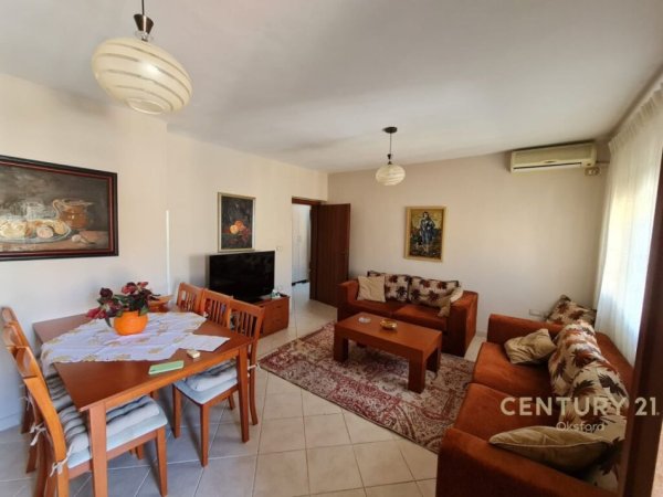 Tirane, jepet me qera apartament 2+1 Kati 5, 75 m² 400 € (Materniteti Ri)