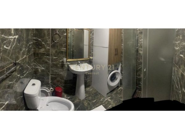 Tirane, jepet me qera apartament 2+1 Kati 6, 124 m² 450 € (Astir)