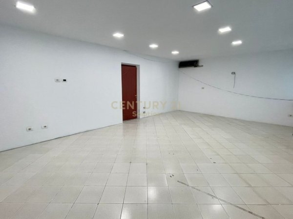 Tirane, jepet me qera zyre Kati 3, 92 m² 400 € (Teodor keko)