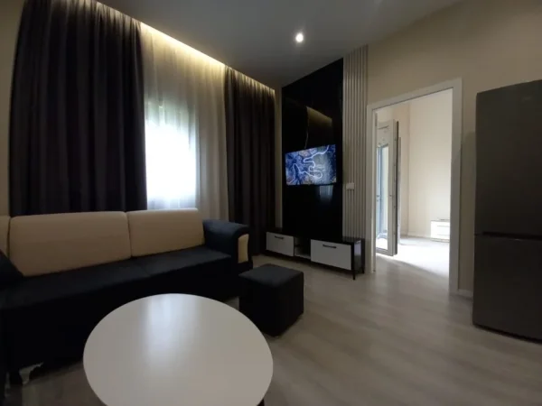 Tirane, jepet me qera apartament 1+1+Ballkon Kati 0, 60 m² 530 € (Kodra e Diellit)