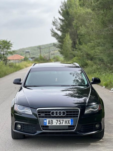 Elbasan, shes me portobagazh AUDI A4 Benzin+Gaz, e zeze automatik Kondicioner 270.000 km 7.700 €