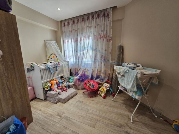 Durres, shitet apartament 2+1 Kati 3, 81 m² 134.000 € (LAGJA 3, DURRES)