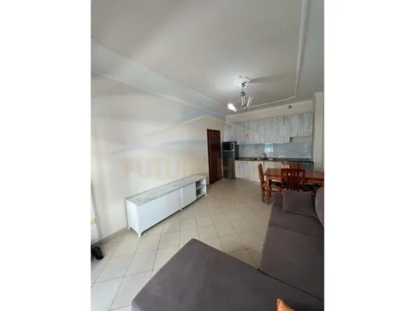 Durres, shitet apartament 1+1 Kati 3, 69 m² 70.000 € (GOLEM,DURRES)