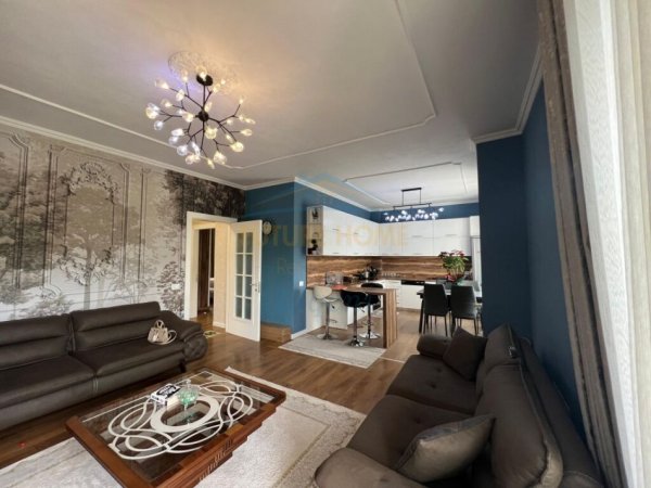 Tirane, shitet apartament 2+1+Aneks+Ballkon Kati 1, 123 m² 210.000 € (KOPSHTI BOTANIK)