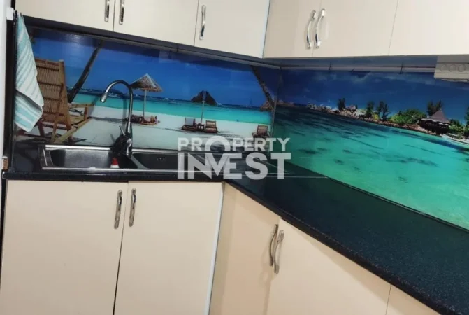 Tirane, jepet me qera apartament 2+1 Kati 1, 171 m² 450 € (Ali Demi)