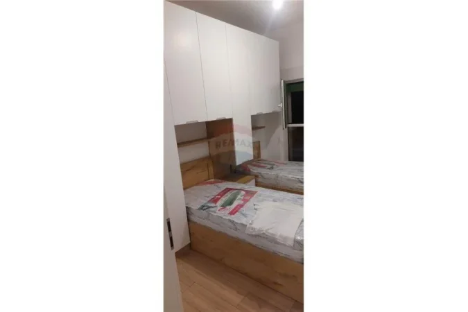 Tirane, jepet me qera apartament 2+1 Kati 6, 87 m² 420 € (JEPET APARTAMENT 2+1 ME QIRA NE ALI DEMI MANGALEM)