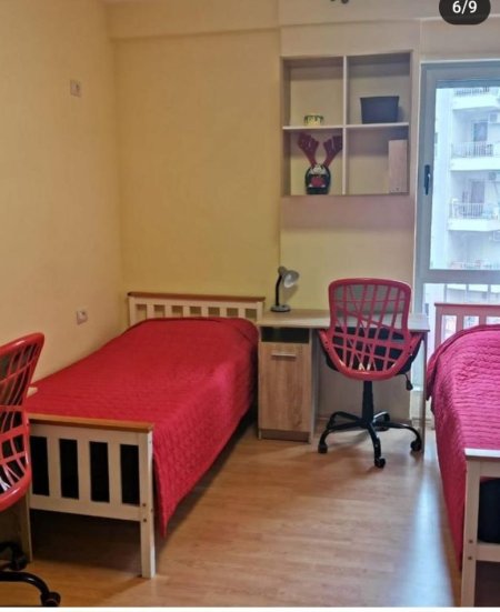 Tirane, shitet apartament 2+1+Ballkon Kati 5, 95 m² 145.000 € (Globe, Rruga e Kavajes)