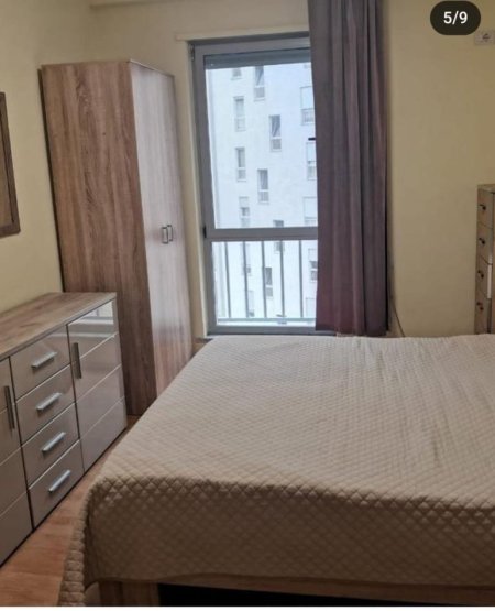 Tirane, shitet apartament 2+1+Ballkon Kati 5, 95 m² 145.000 € (Globe, Rruga e Kavajes)