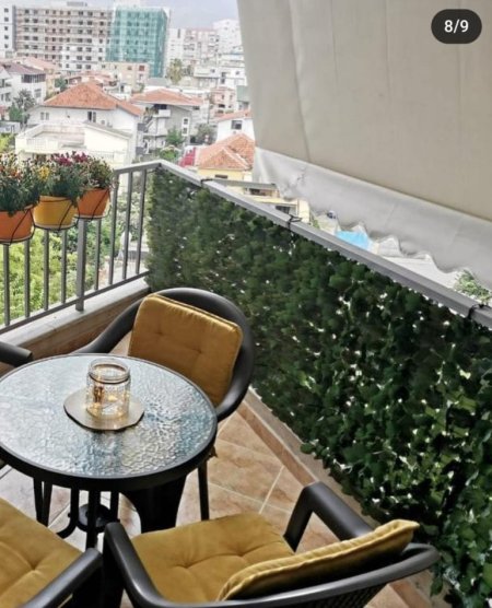 Tirane, shitet apartament 2+1+Ballkon Kati 5, 95 m² 145.000 € (Globe, Rruga e Kavajes)