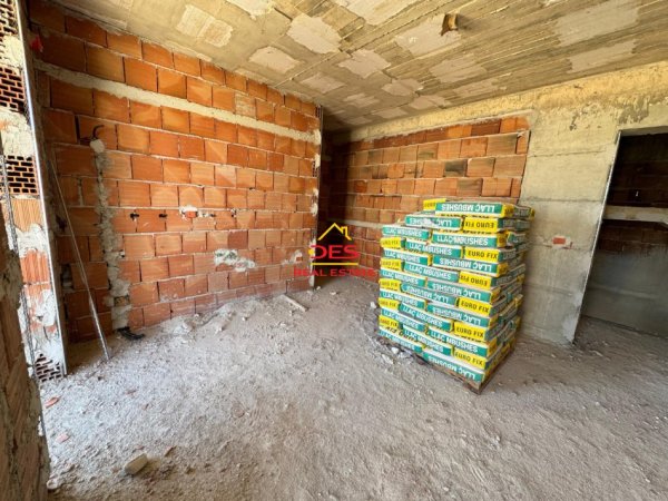 Vlore, shitet garsonier 1+1 Kati 3, 71 m² 129.400 € (Rruga Sali Vranishti)