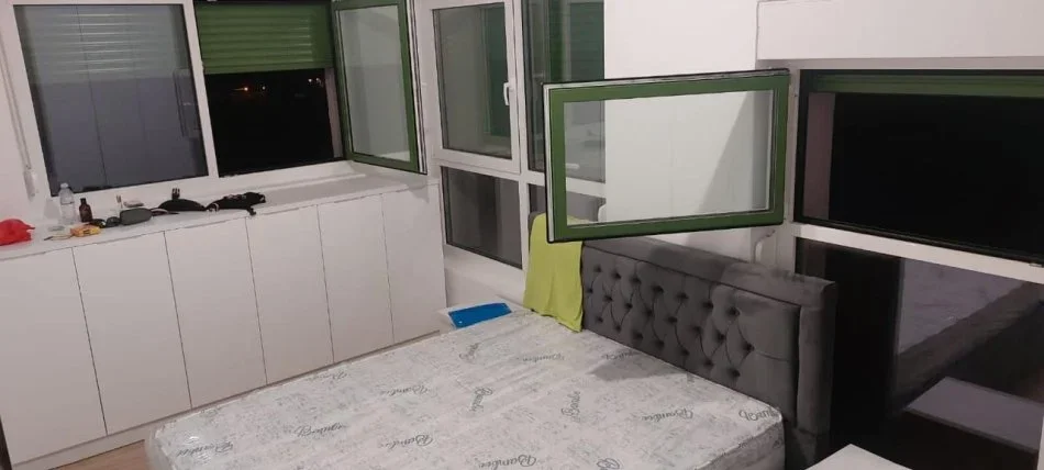 Tirane, jepet me qera apartament 2+1 Kati 6, 87 m² 420 € (Ali Demi - Mangalem)