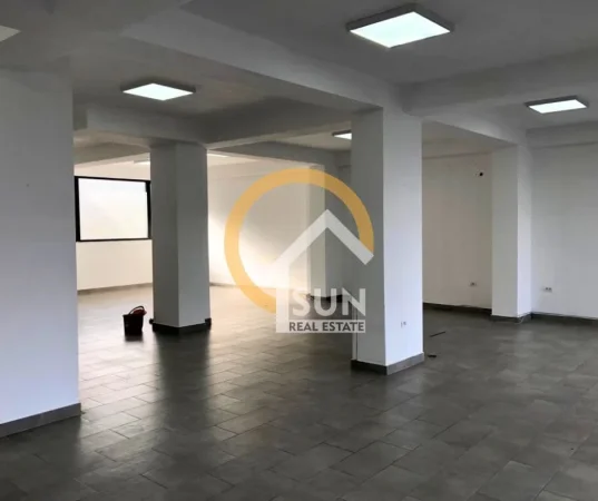 Shkoder, shitet ambjent biznesi Kati 0, 197 m² (PARRUCE, SHKODER)