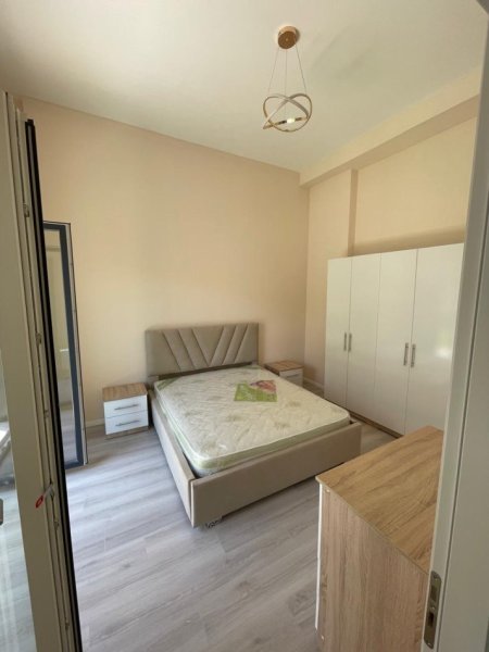 Tirane, jepet me qera apartament 1+1 Kati 1, 70 m² 530 € (Kodra Diellit)