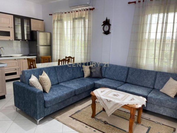 Tirane, jepet me qera apartament 2+1 Kati 1, 95 m² 500 € (Sauk)