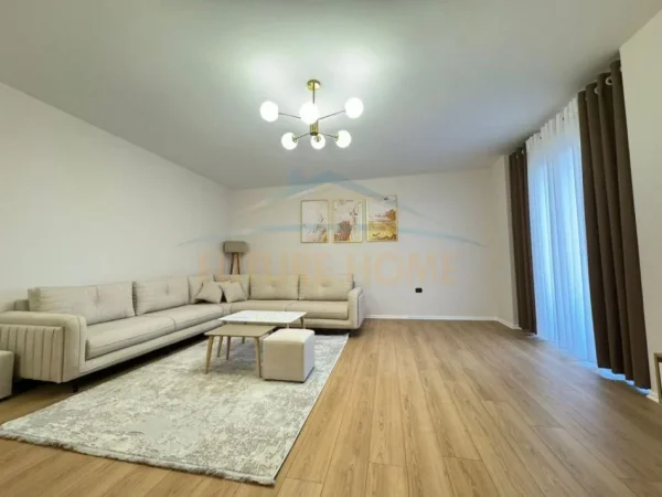 Tirane, jepet me qera apartament 2+1 , 112 m² 500 € (Unaza e Re)