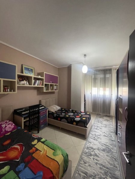 Apartament 2+1+2 per shitje tek Vorri i Bomit(Xhamlliku)