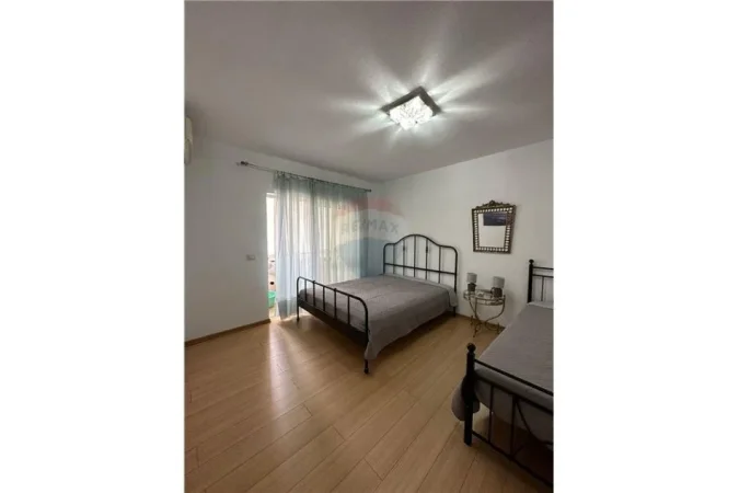Tirane, jepet me qera apartament 2+1 Kati 2, 75 m² 600 € (Rruga Gjike Kuqali - Tirana e Re - Shushica)