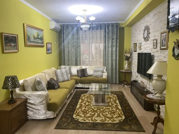 Tirane, shes apartament 2+1 Kati 2, 109 m² 105.000 € (fresku)