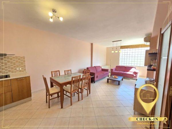 Tirane, jepet me qera apartament 2+1+Aneks+Ballkon Kati 3, 108 m² 800 € (Pazari i Ri)