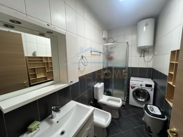 Tirane, shitet apartament 1+1 Kati 3, 79 m² 130.000 € (Ali Demi)