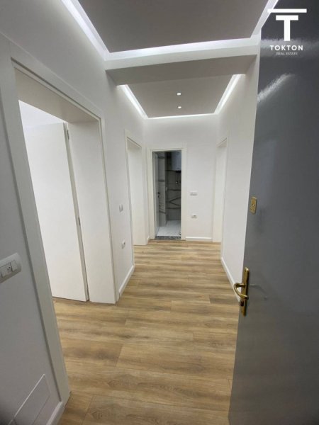 Tirane, jepet me qera apartament 3+1+Ballkon , 105 m² 1.350 € TT 497