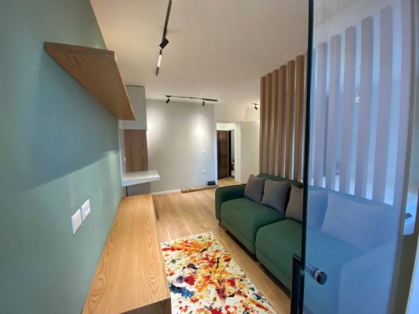 Tirane, jepet me qera garsonier , 50 m² 500 € (Rruga e Kavajes)