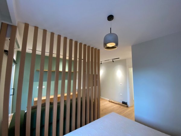 Tirane, jepet me qera garsonier , 50 m² 500 € (Rruga e Kavajes)