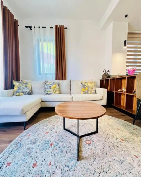 Tirane, shitet apartament 2+1 , 82 m² 