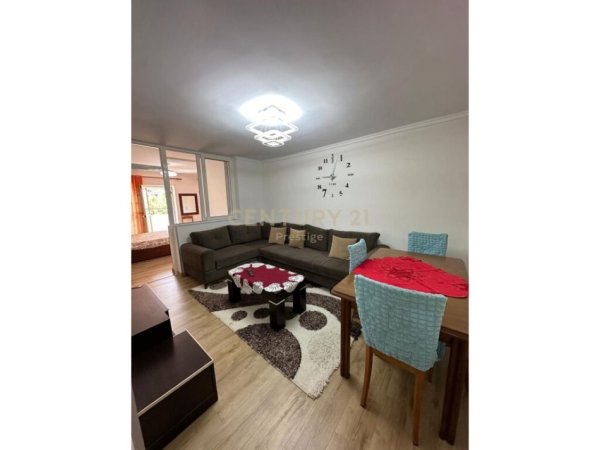 Tirane, shitet apartament 2+1+Aneks+Ballkon Kati 3, 76 m² 114.000 € (Bulevardi Zhan Dark)