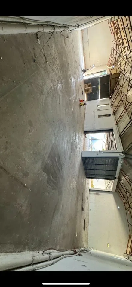 Tirane, jepet me qera magazine Kati 0, 1.000 m² 1.300 € (Prush)