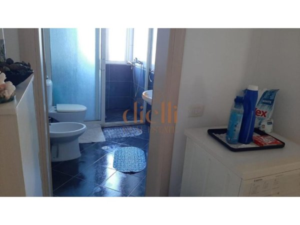 Durres, shitet apartament 2+1+Ballkon Kati 3, 100 m² 165.000 € (Qerret, Durres)