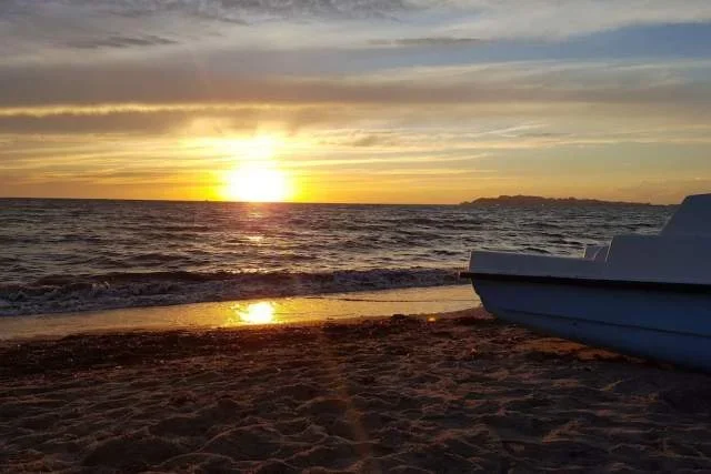 Durres Golem, jap me qera apartament ne plazh deri 10 veta 45 Euro/ nata