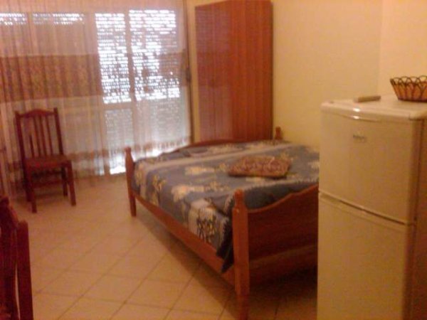 Vlore, jap me qera 2 garsonier 1+1 Kati 2, 40 m² 30 Euro (Haziz Xhyherrri, Uji Ftohte, Vlore)