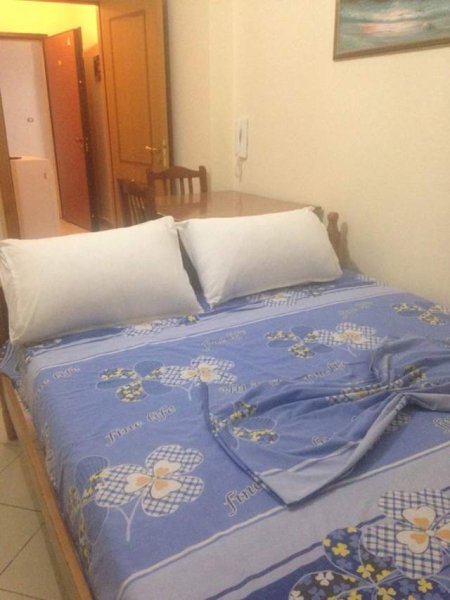 Vlore, jap me qera 2 garsonier 1+1 Kati 2, 40 m² 30 Euro (Haziz Xhyherrri, Uji Ftohte, Vlore)