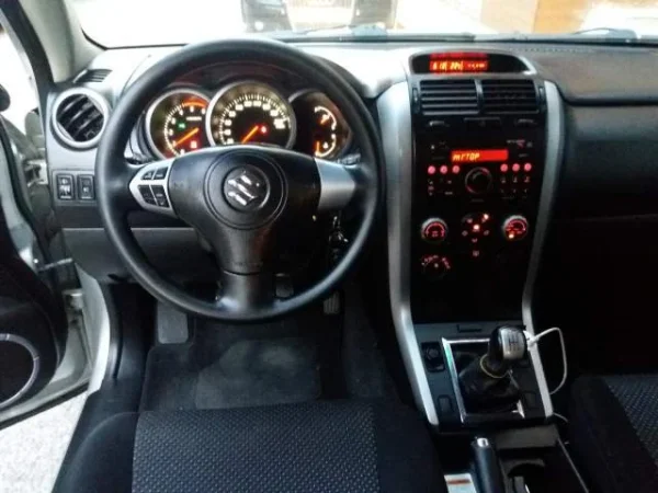Tirane, shes makine Suzuki Grand Vitara Viti 2007, 8000 Euro