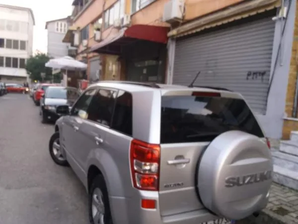Tirane, shes makine Suzuki Grand Vitara Viti 2007, 8000 Euro