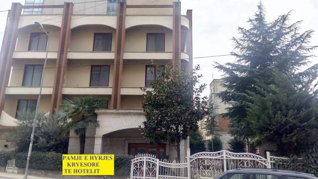 Tirane-Jepet me Qera, ose edhe me bashkëfinancim, Ndërtes-Hotel, me 5-Kate, me Qera 16'000 Euro/muaj - Rr.''Isuf Elezi" 100m nga Lana tek Ura e Selitës