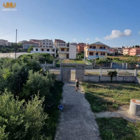 Golem, shes shtepi 117 m² 120.000 Euro (Golem)