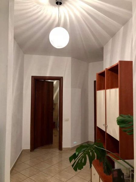 Tirane, jepet me qera apartament 2+1 Kati 2, 42.000 Leke
