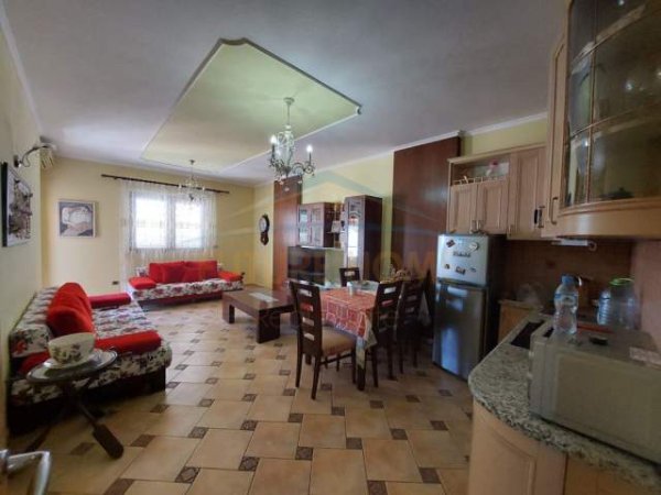 Durres, shitet apartament 3+1+A+BLK Kati 11, 138 m² 100.000 Euro (Shitet, Apartament 3+1+2 ,Te Ish Rajoni I Policise)