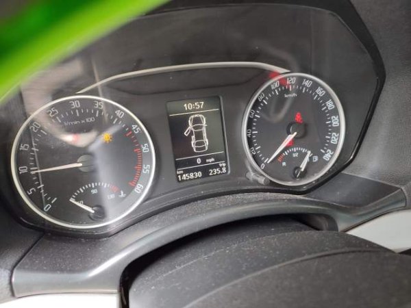 Tirane, shes makine Skoda Octavia Viti 2009, 5.800 Euro